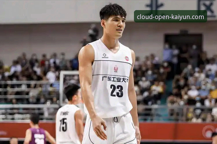 CBA状元陈国豪回避条款升级？云开全站平台解读北控vs广州卡位战完整指南
